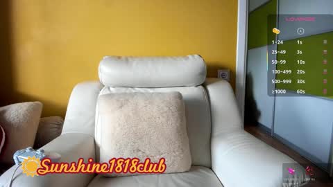 Angela  Sunshine1818club online show from November 18, 2025, 7:35 am