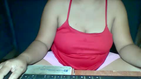 Snapshot of sunshine_789 chatting on May 18, 2026, 4:13 pm sunshine_789 online show from May 18, 2026, 4:13 pm