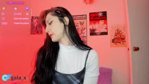 sunshine_girl9 online show from February 17, 2025, 7:53 pm