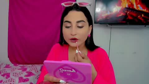 Andrea Rodriguez online show from February 24, 2025, 6:36 pm