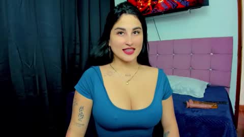 Andrea Rodriguez online show from September 28, 2025, 7:30 pm