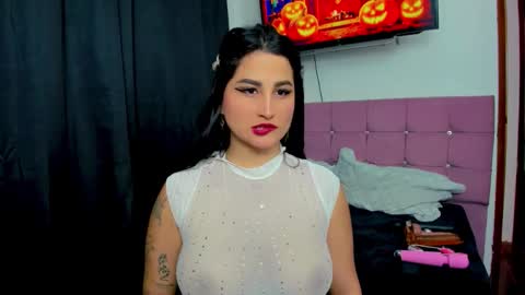 Andrea Rodriguez online show from October 11, 2025, 7:23 pm