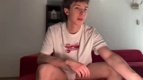 Snapshot of sunshinealex chatting on April 16, 2026, 9:10 am sunshinealex online show from April 16, 2026, 9:10 am