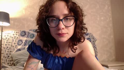 Hella online show from February 4, 2025, 11:16 pm