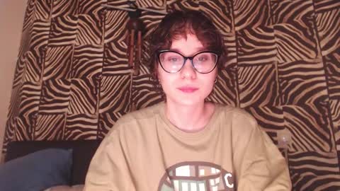 Hella online show from October 23, 2025, 10:14 am