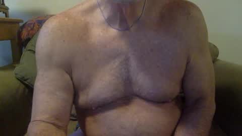 suntrdr077 online show from November 16, 2025, 7:08 pm