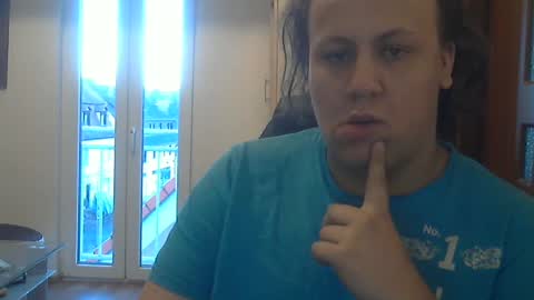 Alexa XD independient model online show from February 16, 2025, 4:21 pm