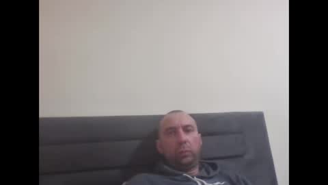 super42835015 online show from March 2, 2026, 6:15 pm