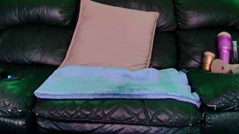 Snapshot of superduty5speed chatting on December 30, 2024, 9:29 pm Thomas online show from December 30, 2024, 9:29 pm