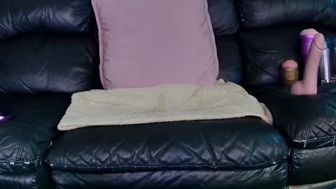 Snapshot of superduty5speed chatting on January 5, 2025, 8:10 pm Thomas online show from January 5, 2025, 8:10 pm