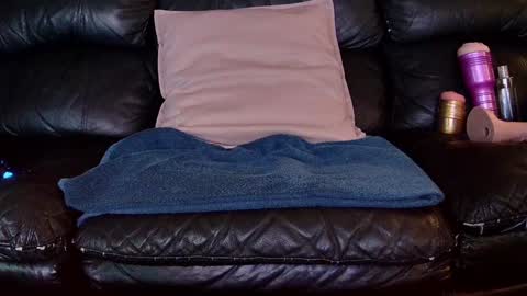 Snapshot of superduty5speed chatting on January 13, 2025, 3:45 am Thomas online show from January 13, 2025, 3:45 am