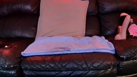 Snapshot of superduty5speed chatting on January 21, 2025, 3:26 am Thomas online show from January 21, 2025, 3:26 am