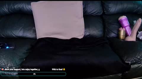 Snapshot of superduty5speed chatting on February 18, 2025, 3:21 am Thomas online show from February 18, 2025, 3:21 am