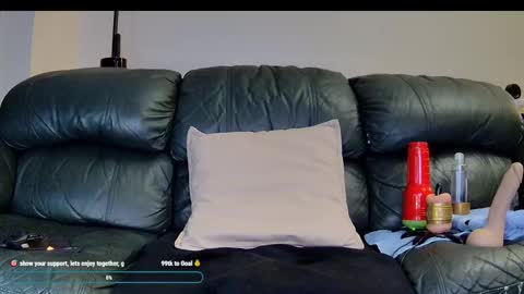 Snapshot of superduty5speed chatting on November 16, 2025, 7:52 pm Thomas online show from November 16, 2025, 7:52 pm