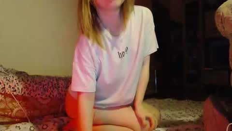 Annie online show from May 16, 2026, 6:39 pm