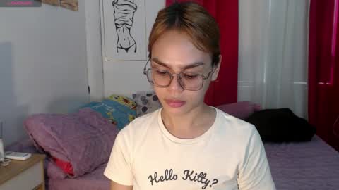 Snapshot of superhotvaleria chatting on September 11, 2025, 5:51 am Im val online show from September 11, 2025, 5:51 am