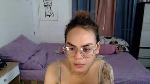 Snapshot of superhotvaleria chatting on February 13, 2026, 4:08 am Im val online show from February 13, 2026, 4:08 am