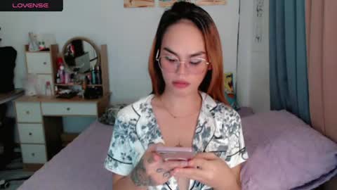 Snapshot of superhotvaleria chatting on May 20, 2026, 6:41 am Im val online show from May 20, 2026, 6:41 am