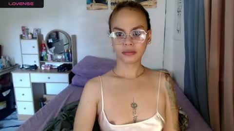 Snapshot of superhotvaleria chatting on July 6, 2026, 11:51 pm Im val online show from July 6, 2026, 11:51 pm