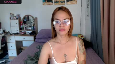 Snapshot of superhotvaleria chatting on July 7, 2026, 11:20 pm Im val online show from July 7, 2026, 11:20 pm