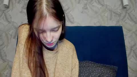 Una online show from March 3, 2025, 8:21 pm