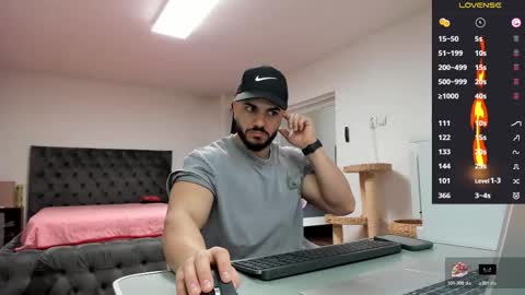 Snapshot of supermanboyxxl chatting on March 3, 2026, 7:36 am supermanboyxxl online show from March 3, 2026, 7:36 am