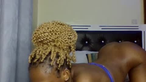 Snapshot of supersexxy_chyna chatting on July 30, 2026, 2:10 am supersexxy_chyna online show from July 30, 2026, 2:10 am