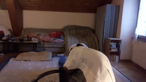 supersquirrel81 online show from October 11, 2025, 6:34 am