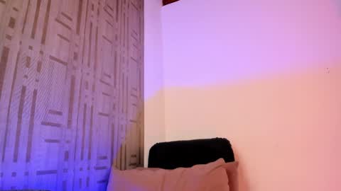 Snapshot of suprasexyjohn chatting on May 14, 2026, 8:15 pm llllSupra llll online show from May 14, 2026, 8:15 pm