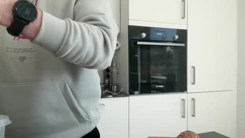 surfstar81 online show from March 19, 2026, 11:14 am