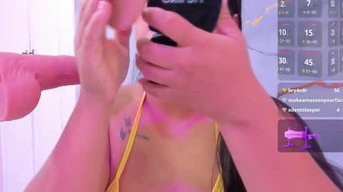 Susan online show from December 20, 2025, 11:28 am