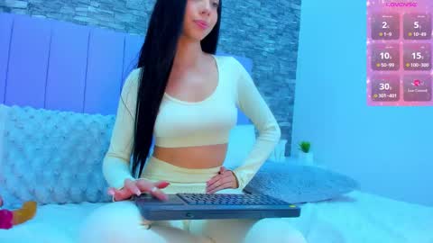 susana_ross8 online show from November 21, 2025, 5:17 am