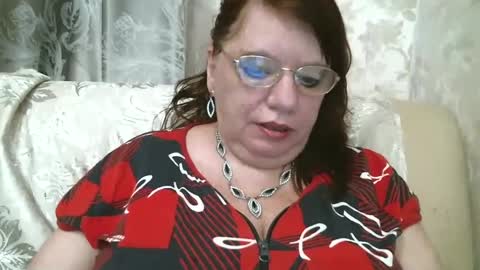 SusanaAhSun online show from December 18, 2024, 11:56 am