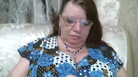 Snapshot of susanaahsun chatting on April 6, 2026, 11:11 am SusanaAhSun online show from April 6, 2026, 11:11 am