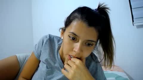 Snapshot of susanaduncann chatting on June 1, 2026, 2:13 am Susana online show from June 1, 2026, 2:13 am