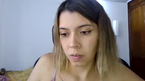 Snapshot of susanaduncann chatting on July 16, 2026, 2:23 pm Susana online show from July 16, 2026, 2:23 pm