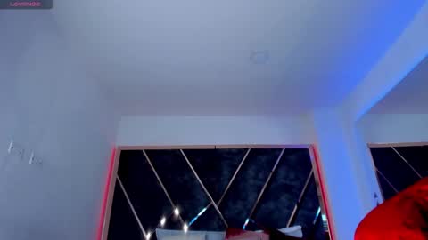 susanahenao online show from November 6, 2025, 7:37 pm