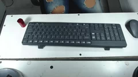 susanleroy online show from December 8, 2024, 12:29 am