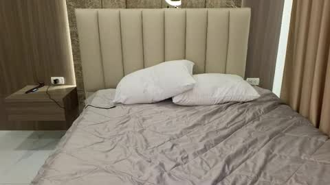 susannjohnson online show from March 25, 2026, 1:00 am