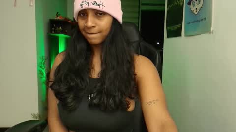 Susan Rhodes online show from November 17, 2025, 2:39 am