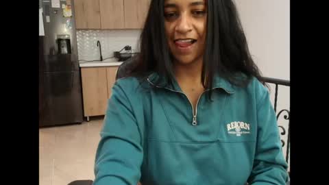 Susan Rhodes online show from April 21, 2026, 12:33 pm