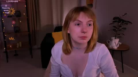 SUSIE 3 online show from April 24, 2026, 9:06 pm