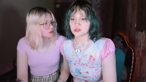 susiemilkis online show from May 20, 2026, 1:01 am