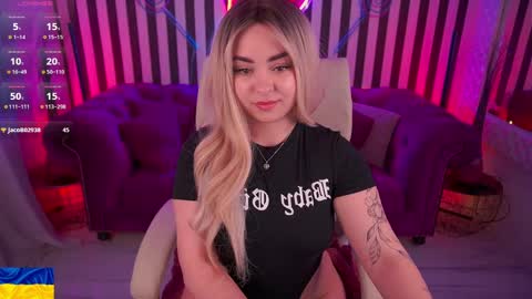 Susie online show from April 24, 2026, 8:55 pm