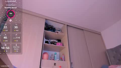 Juliana garcia online show from September 29, 2025, 10:25 pm