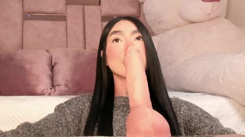 Sussie Tompsom online show from March 26, 2026, 4:56 pm