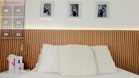 Alexa Garcia  online show from December 18, 2025, 4:40 am