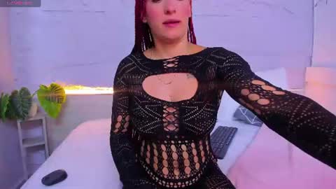 Susy online show from July 1, 2026, 4:25 am
