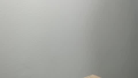 sussy leon online show from February 21, 2025, 11:55 am