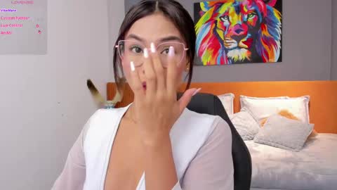 sussy_sweet4u online show from February 12, 2025, 8:59 am